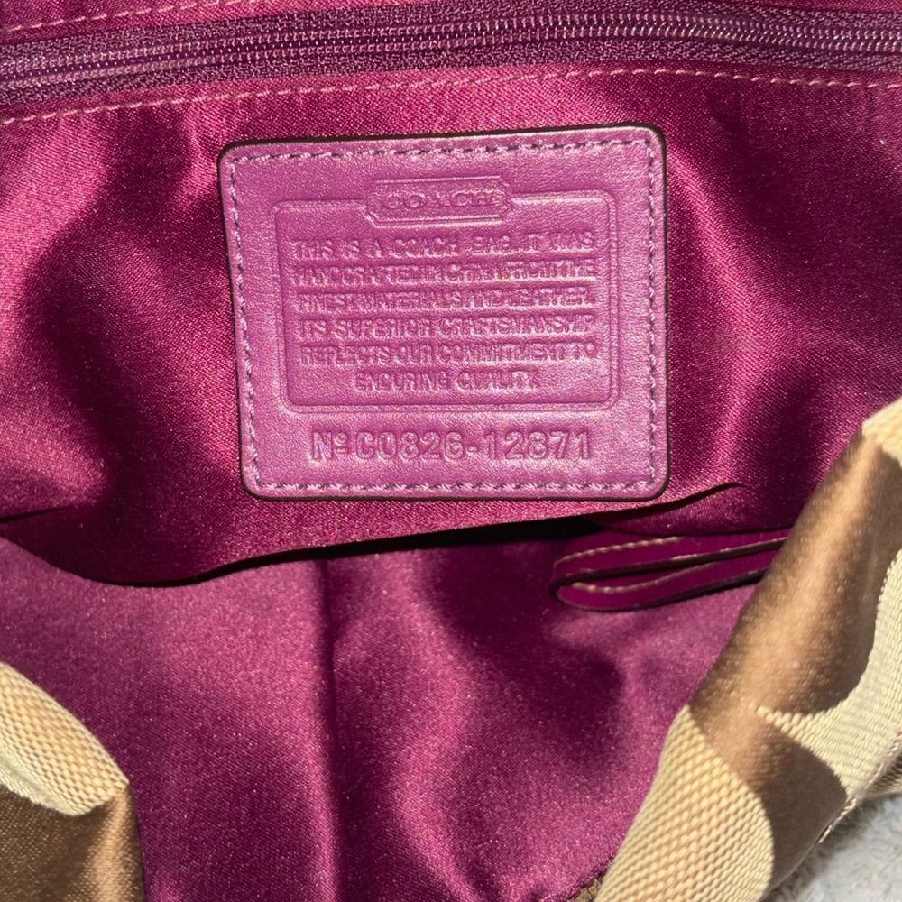 burgundy coach carly shoulder bag - Picture 5 of 7